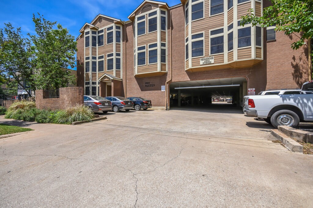 2802 Nueces St, Unit 112 in Austin, TX - Foto de edificio