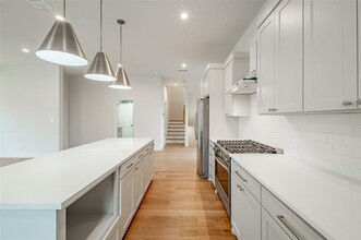 4532 Cabell Dr in Dallas, TX - Building Photo - Building Photo
