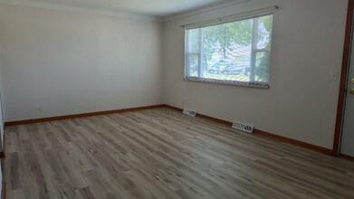 102 La Choy Dr in Archbold, OH - Building Photo - Building Photo