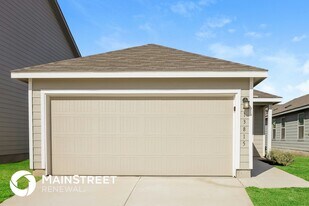 13815 Goat Cv in San Antonio, TX - Building Photo