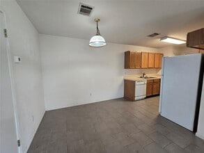 1917 Alex Ave in Austin, TX - Building Photo - Building Photo