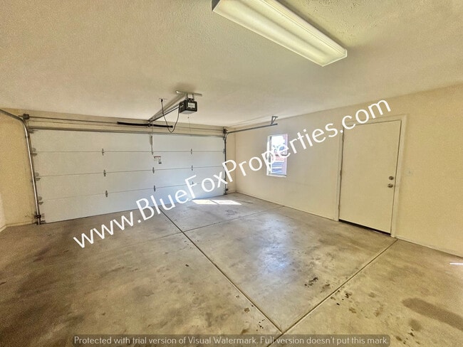 9495 N Winter Wren Ave in Tucson, AZ - Building Photo - Building Photo