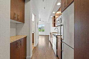 Division Street Lofts in Portland, OR - Building Photo