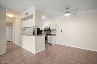 11511 Villa Grand in Ft. Myers, FL - Building Photo - Building Photo