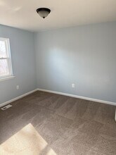 5303 Stockton Ct in Woodbridge, VA - Building Photo - Building Photo