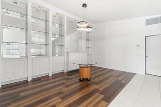 8270 Eleuthera Ln in West Palm Beach, FL - Foto de edificio - Building Photo