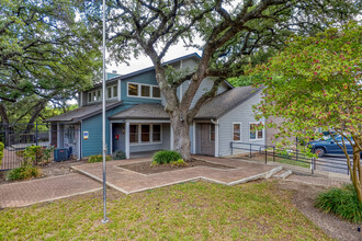 Edge Creek in Austin, TX - Foto de edificio - Building Photo