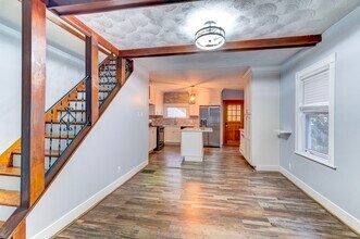 88 Glover Ave in Quincy, MA - Building Photo - Building Photo