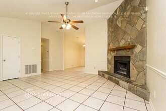 1160 Park Creek Cir in Lawrenceville, GA - Building Photo - Building Photo