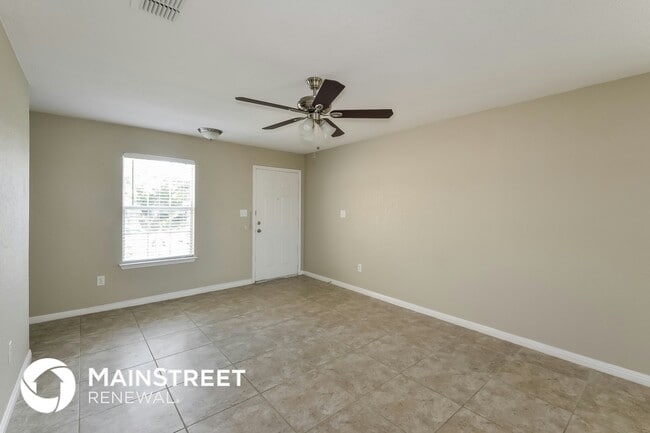 11343 Fire Canyon in San Antonio, TX - Foto de edificio - Building Photo