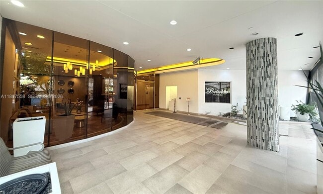 3610 Yacht Club Dr in Aventura, FL - Building Photo - Building Photo