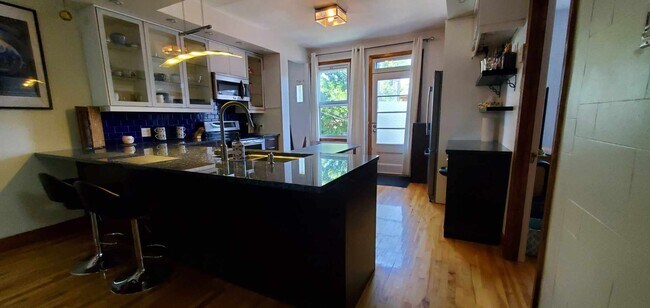 8977 Berri Rue in Montréal, QC - Building Photo - Building Photo