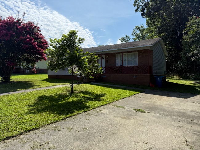 property at 211 Vanderford St