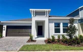4700 Golden Knight Blvd in Kissimmee, FL - Building Photo