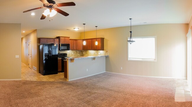 1586 S Goebel St in Wichita, KS - Building Photo - Building Photo