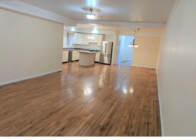 7011 Polk St-Unit -2 in Guttenberg, NJ - Building Photo - Building Photo