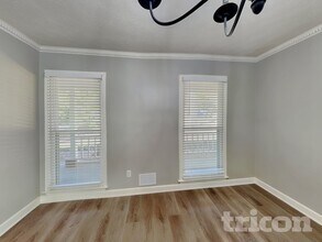 125 Tanglewood Dr in Fayetteville, GA - Foto de edificio - Building Photo