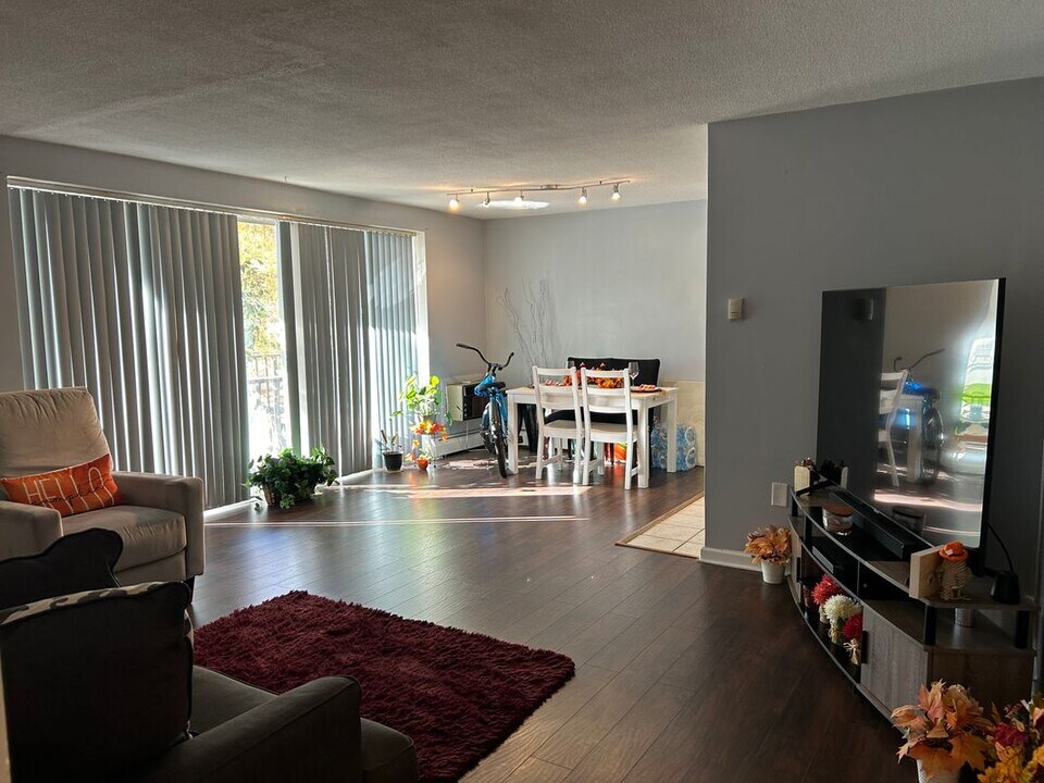 111 Chestnut St in Cherry Hill Township, NJ - Building Photo