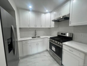 48-32 59th St in Queens, NY - Building Photo - Building Photo