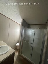 1740 W Business Hwy 83 in Mission, TX - Building Photo - Building Photo