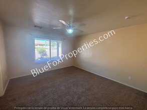 12317 N Kylene Canyon Dr in Oro Valley, AZ - Building Photo - Building Photo