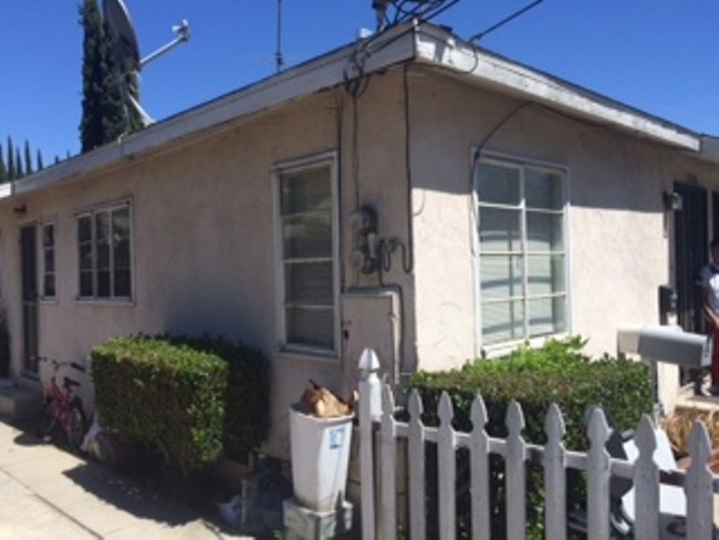 1720 N Avenue 45 in Eagle Rock, CA - Building Photo - Building Photo