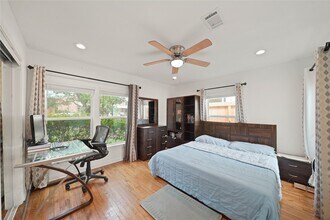 4019 Blue Bonnet Blvd in Houston, TX - Building Photo - Building Photo