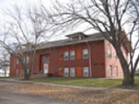 318 Walnut St in Pleasant Dale, NE - Foto de edificio