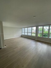 10230 Collins Ave in Bal Harbour, FL - Building Photo - Building Photo