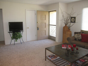 5878 N 83rd St in Scottsdale, AZ - Building Photo - Building Photo