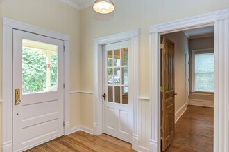 510 Oakwood Ave in Durham, NC - Building Photo - Building Photo