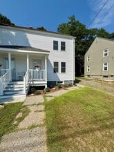 487 Mill St in Worcester, MA - Foto de edificio - Building Photo