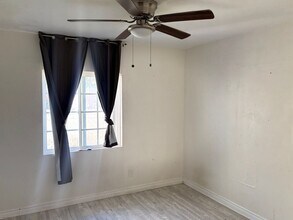 6081 Broadway in San Diego, CA - Building Photo - Building Photo