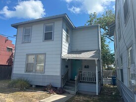 3412 Denver Ave in Corpus Christi, TX - Building Photo