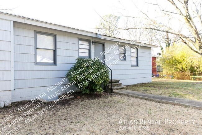 412 19th Terrace NE in Center Point, AL - Building Photo - Building Photo