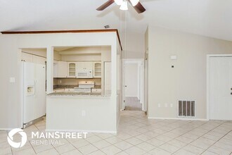 4685 Greenhill St in Cocoa, FL - Foto de edificio - Building Photo