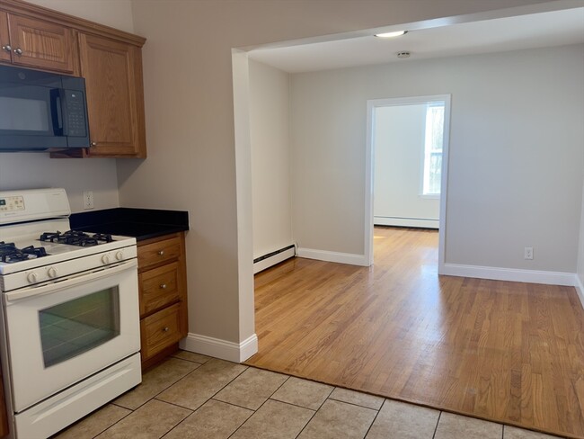 29 Chase St in Lynn, MA - Building Photo - Building Photo