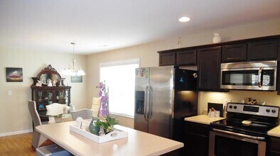37 Maravista Ave in Greenville, SC - Building Photo - Building Photo