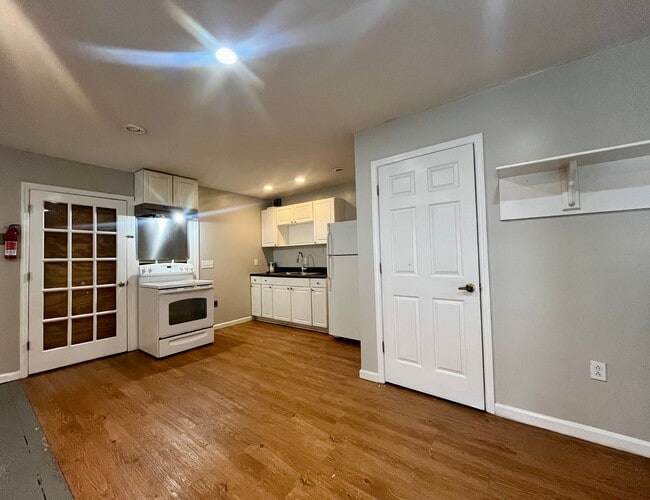 property at 332 Commerce Loop