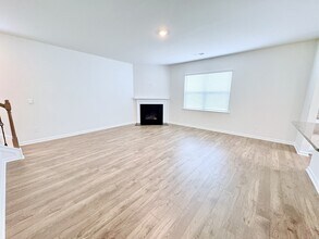 101 Light Spring Rd in Powdersville, SC - Building Photo - Building Photo