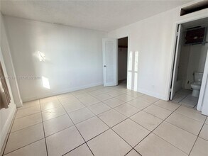 899 West Ave in Miami Beach, FL - Building Photo - Building Photo