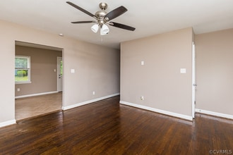 5215 Ruffin Rd in Prince George, VA - Building Photo - Building Photo