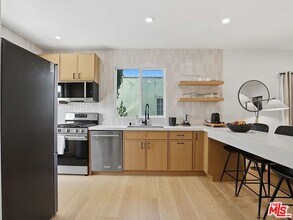 3014 9th Ave in Los Angeles, CA - Building Photo - Building Photo