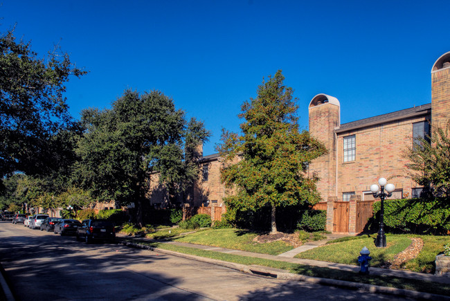 Westchase Forest Townhomes in Houston, TX - Building Photo - Building Photo