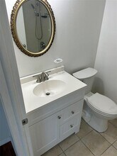 1137 King Arthur Ct in Dunedin, FL - Building Photo - Building Photo