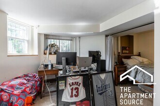 844 W Aldine Ave in Chicago, IL - Building Photo - Building Photo