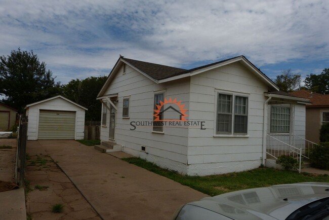 2204 Axtell St in Clovis, NM - Building Photo - Building Photo