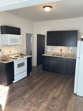 954 E Delmar St in Springfield, MO - Building Photo - Building Photo