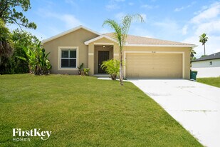 9192 Hillburn Terrace, Unit 5-314 in Englewood, FL - Building Photo