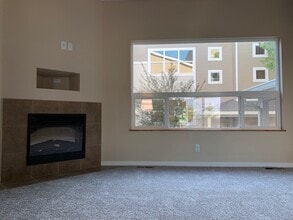 301 SE 11th St, Unit 805 in Grimes, IA - Building Photo - Building Photo